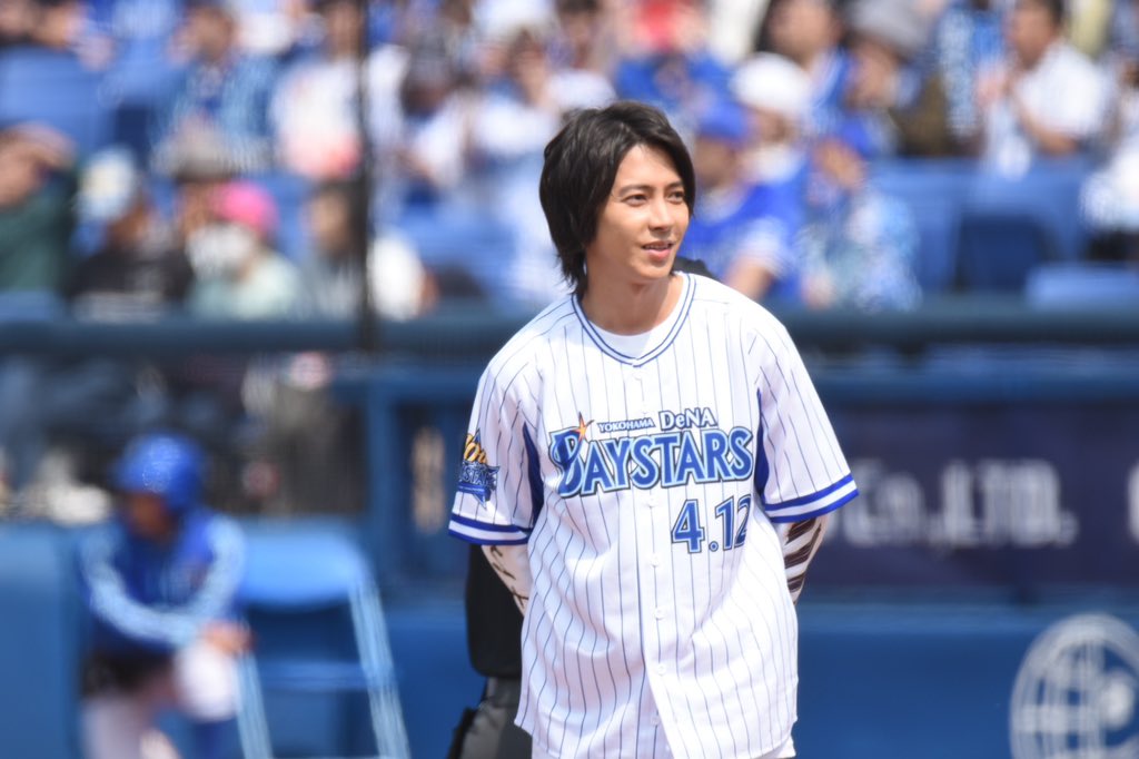 始球式が山Pだったんだけども！！！！ #山下智久 