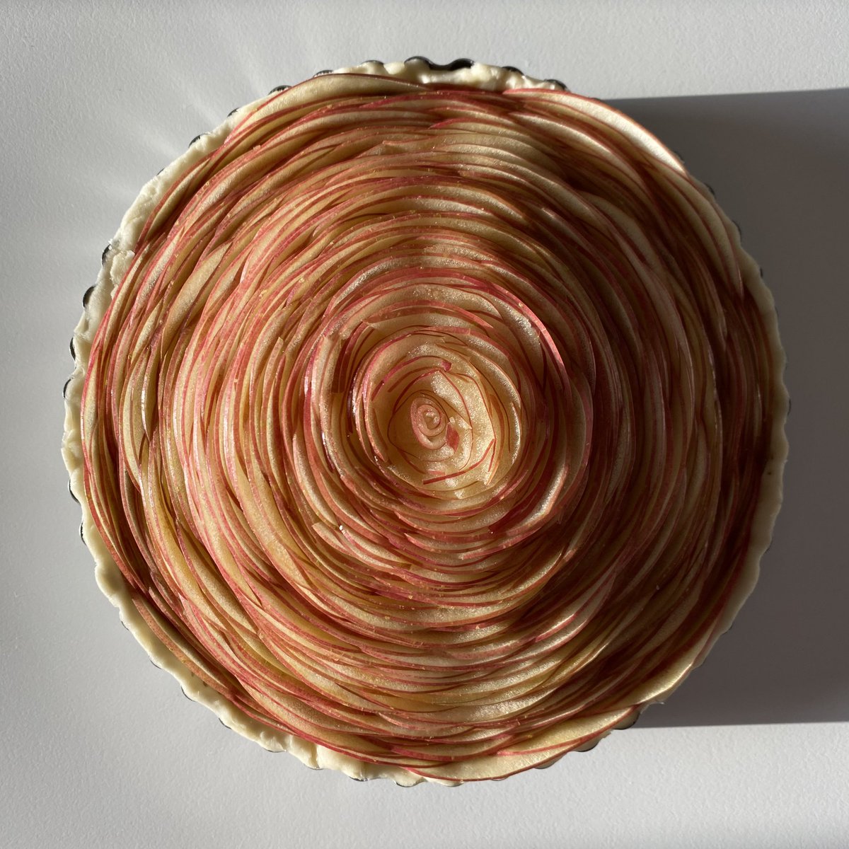 りんごをふんだんに4個も使ったあっぷるぱい。 