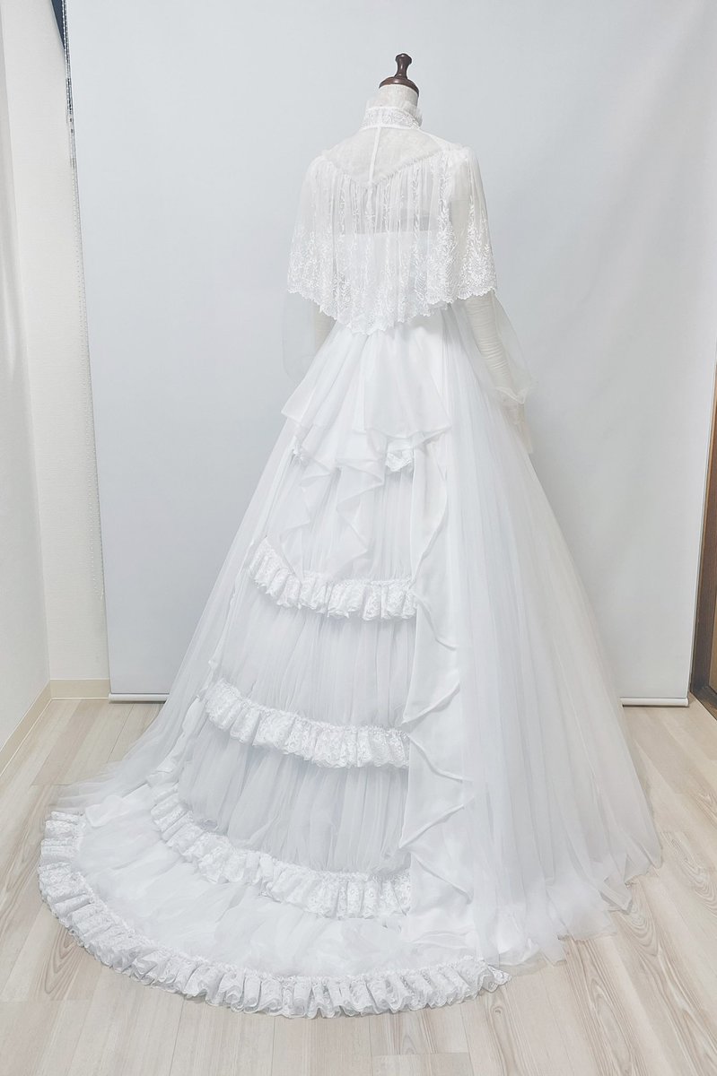 結婚式でお披露目したかった手作りウェディングドレス みんなに見てもらって無念を晴らしたい 