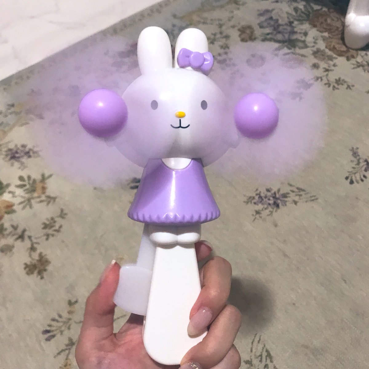 手動の携帯扇風機を買ったんだがどこからどう見ても神砂嵐 