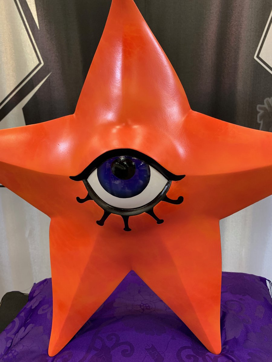 ご本尊にデカラビアを讃え、皆様のご参拝をお待ちしています