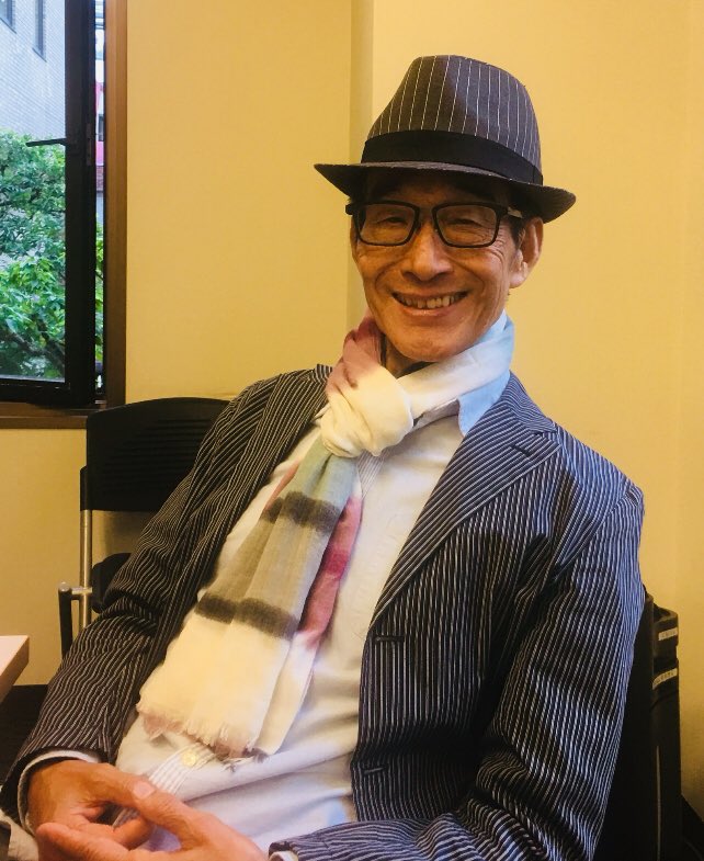 ツイッターのアンケートでリクエスト企画をさせて頂き、皆様にもたくさんリクエストをお送り頂きました🌸 ありがとうございました😊 今回は「たべるんごのうた」を歌わせて頂きました