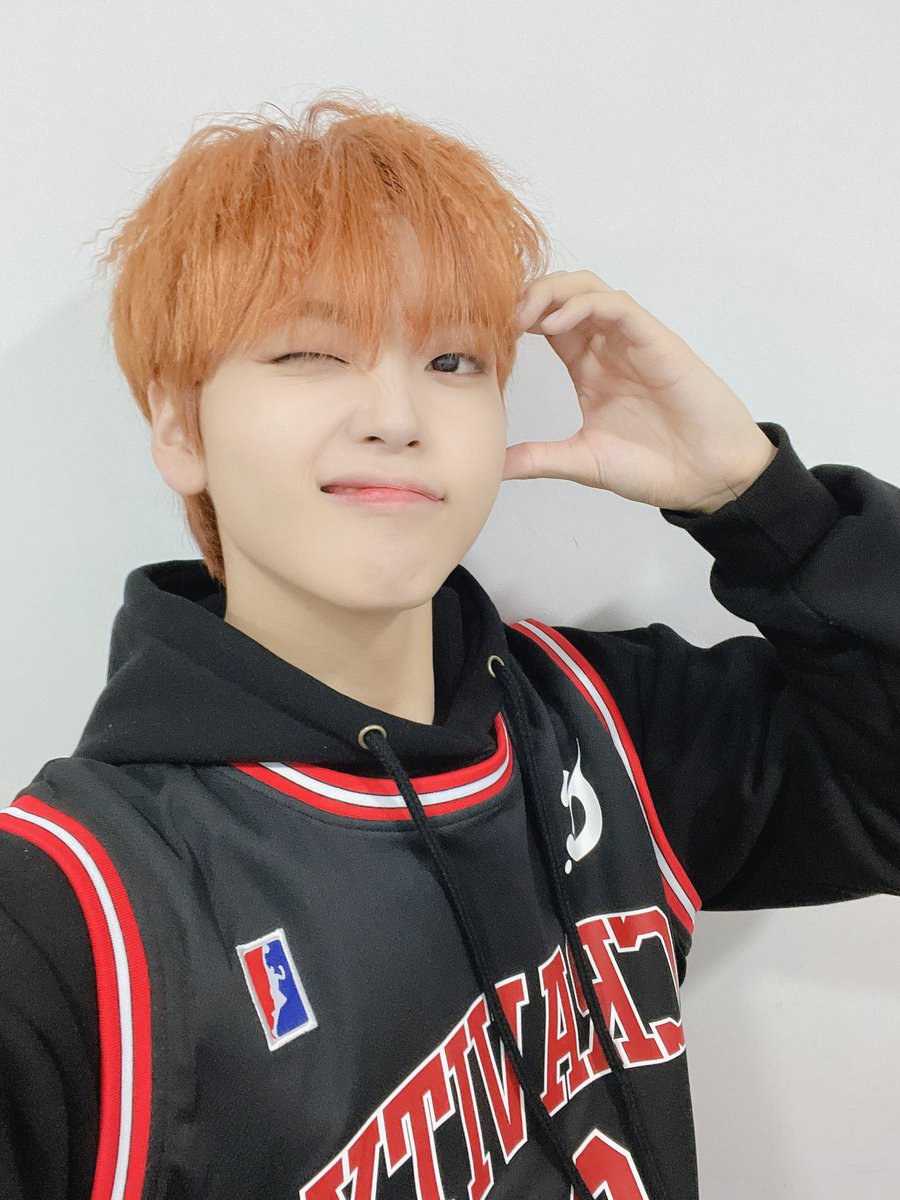 こんにちは　みなさん CRAVITY の My Turn きいてください❤️ LUVITY しかかたん☺️  #CRAVITY #ヒョンジュン #HIDEOUT #BE_OUR_VOICE #My_Turn 