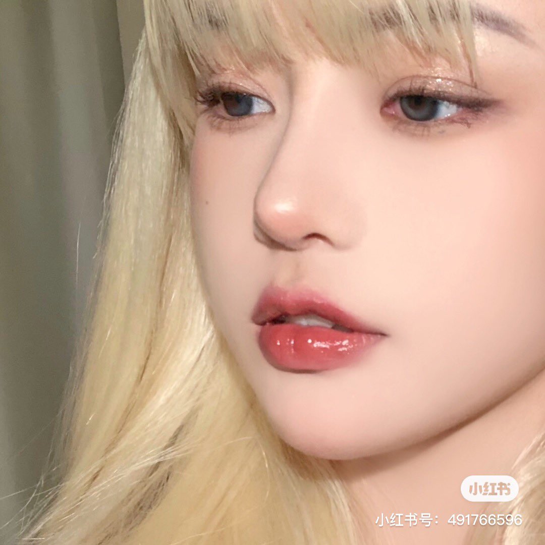 中国で激ハヤリ中の真っ赤なお鼻の『イチゴ鼻』メイク