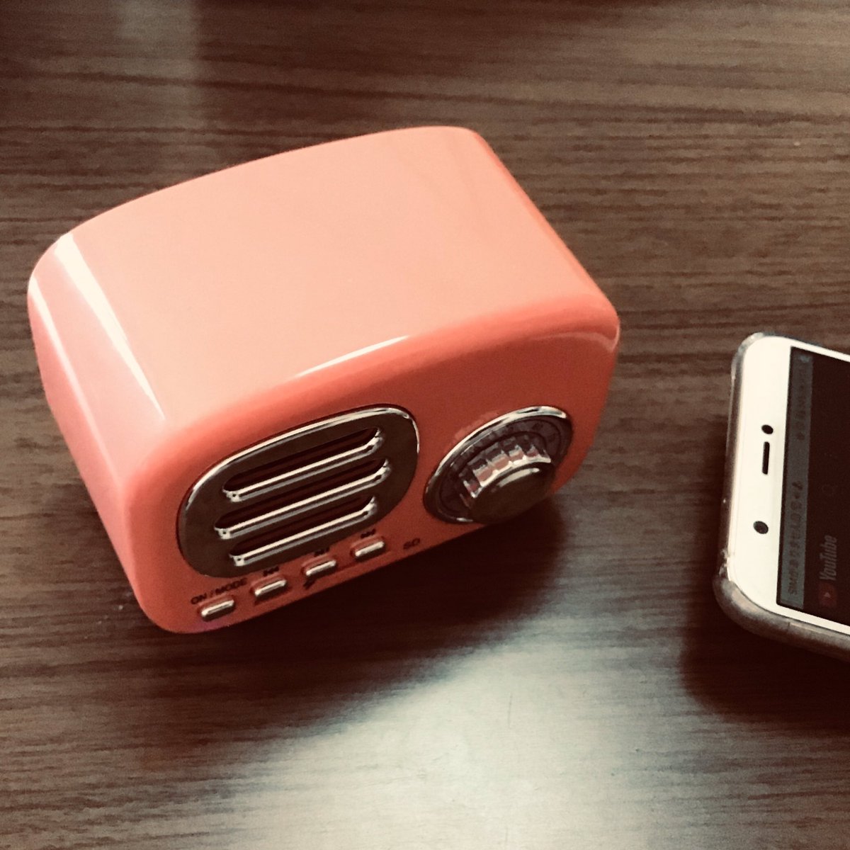 Bluetoothでスマホとつないで気軽に曲を聞けるようになって快適〜ツマミで音量調節できるの良い(700円)