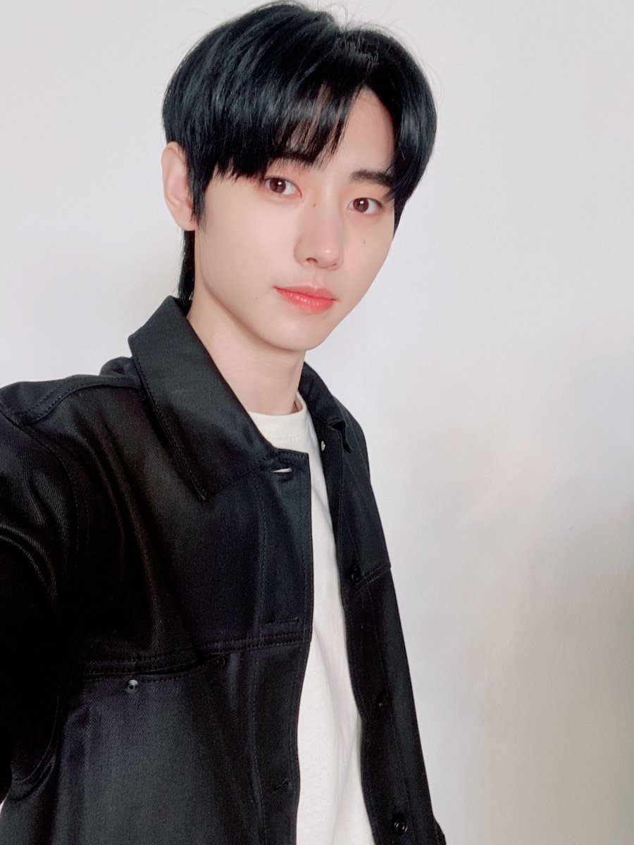 [#ENHYPENMESSAGE] ぼくはさいきん にほんごを いっしょうけんめい べんきょうしています~ ‘うつくしい’ ということばを まなびましたが いつかちょくせつ きかせてあげたいですね😊 #SUNGHOON 