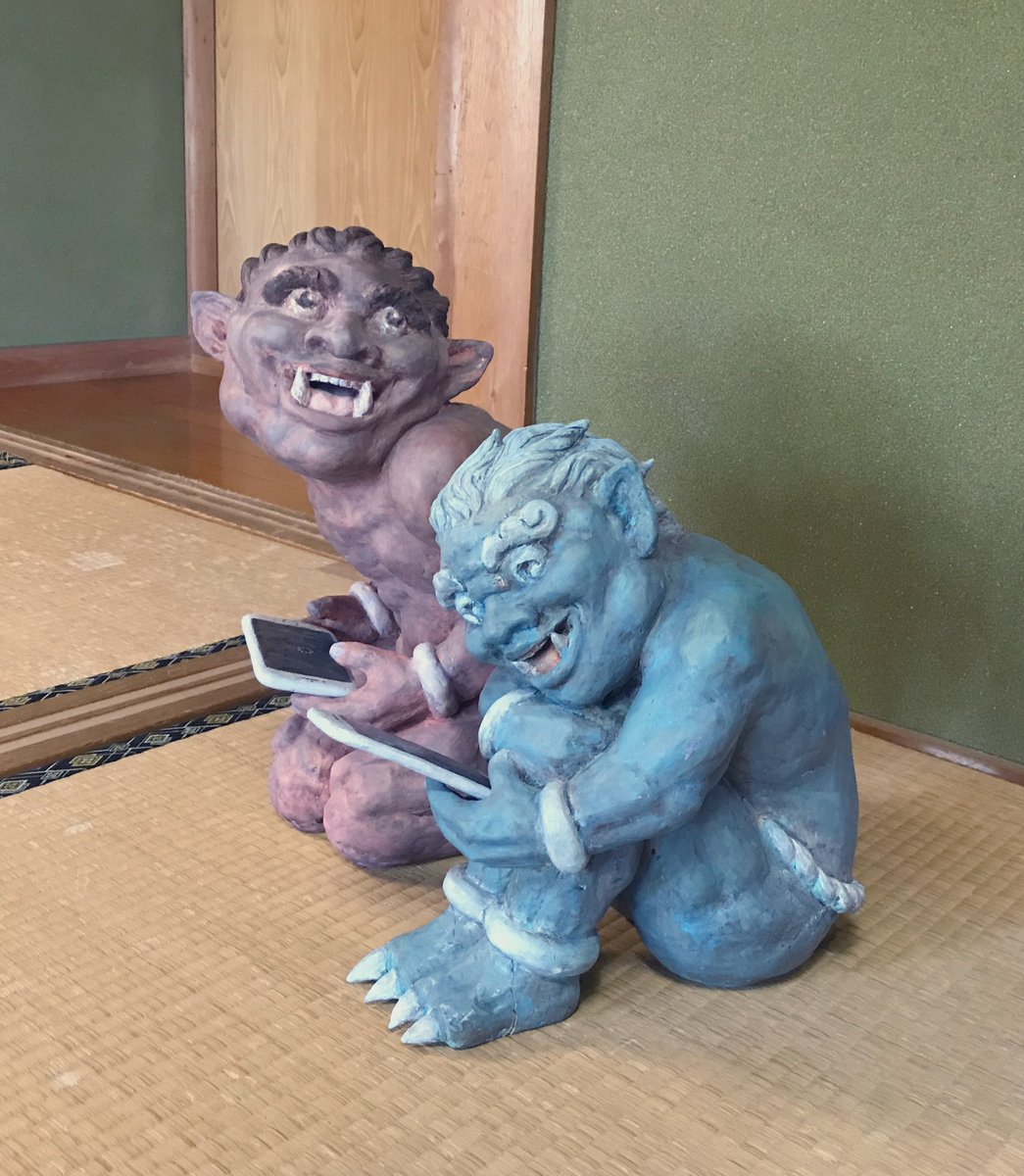 たくさんの反応をいただけて驚き倒していますが、すっごく嬉しいです☺️ありがとうございます🙇‍♂️ バズったら宣伝していいよって誰かが言っていたので、過去作品もぜひ💦 セグウェイに乗った仁王さんとiPhoneを弄る無邪気な邪気です