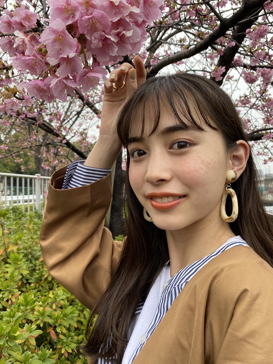 MORE着回しの☺️ 比較的手の出しやすい価格のお洋服もたくさんあってこうやって合わせればいいんだ