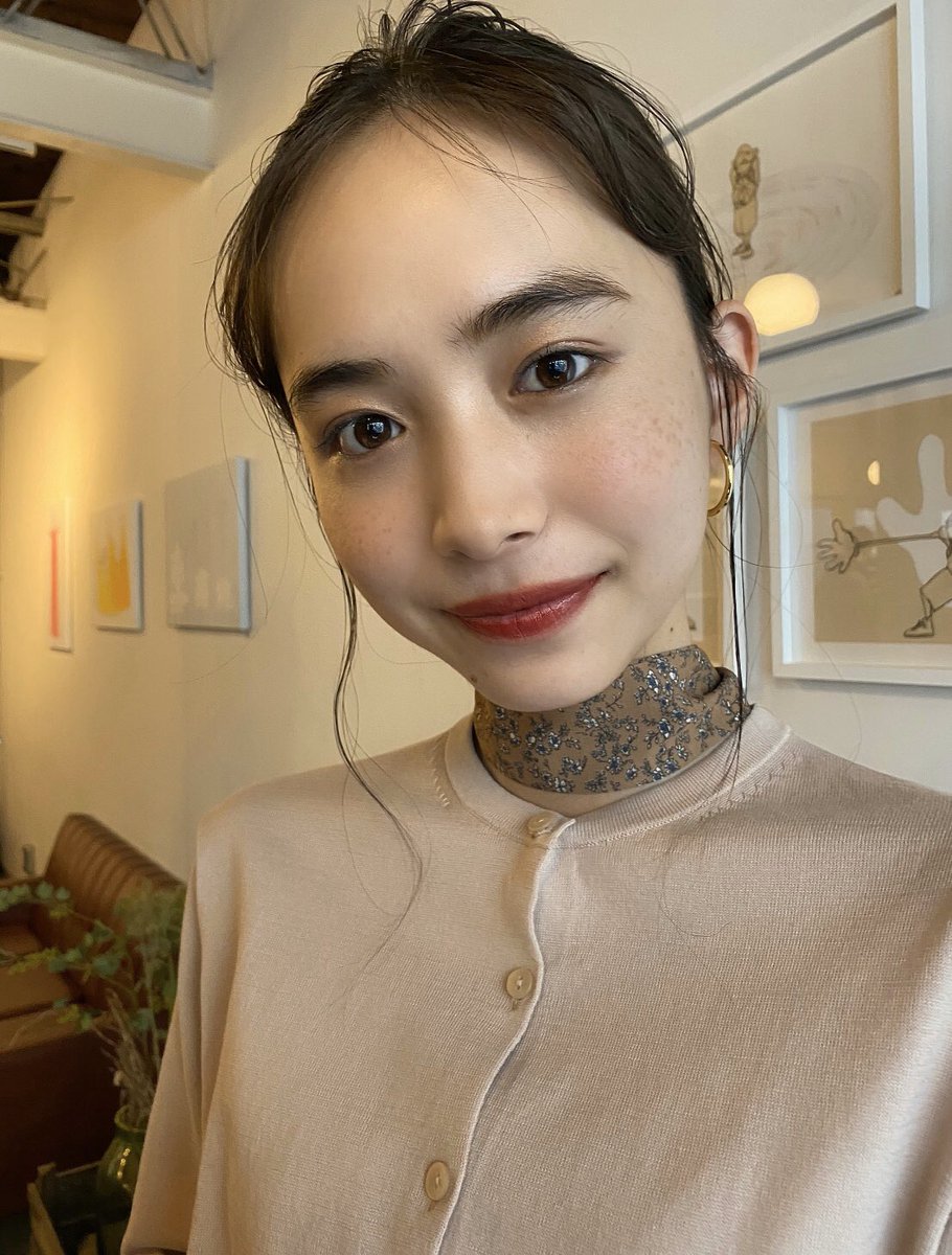 MORE着回しの☺️ 比較的手の出しやすい価格のお洋服もたくさんあってこうやって合わせればいいんだ