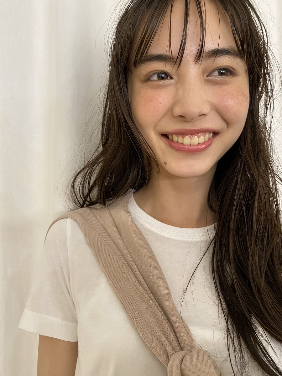 MORE着回しの☺️ 比較的手の出しやすい価格のお洋服もたくさんあってこうやって合わせればいいんだ