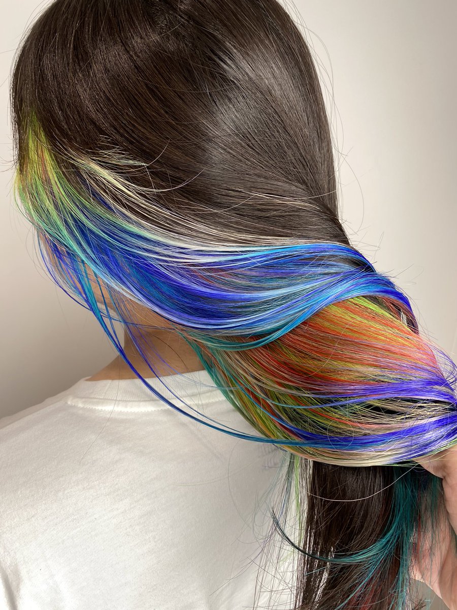 姉（カラリスト）におまかせでカラーリング綺麗にやって〜とお願いしたら、鬼龍院羅業様になってしまった話ってしましたっけ 