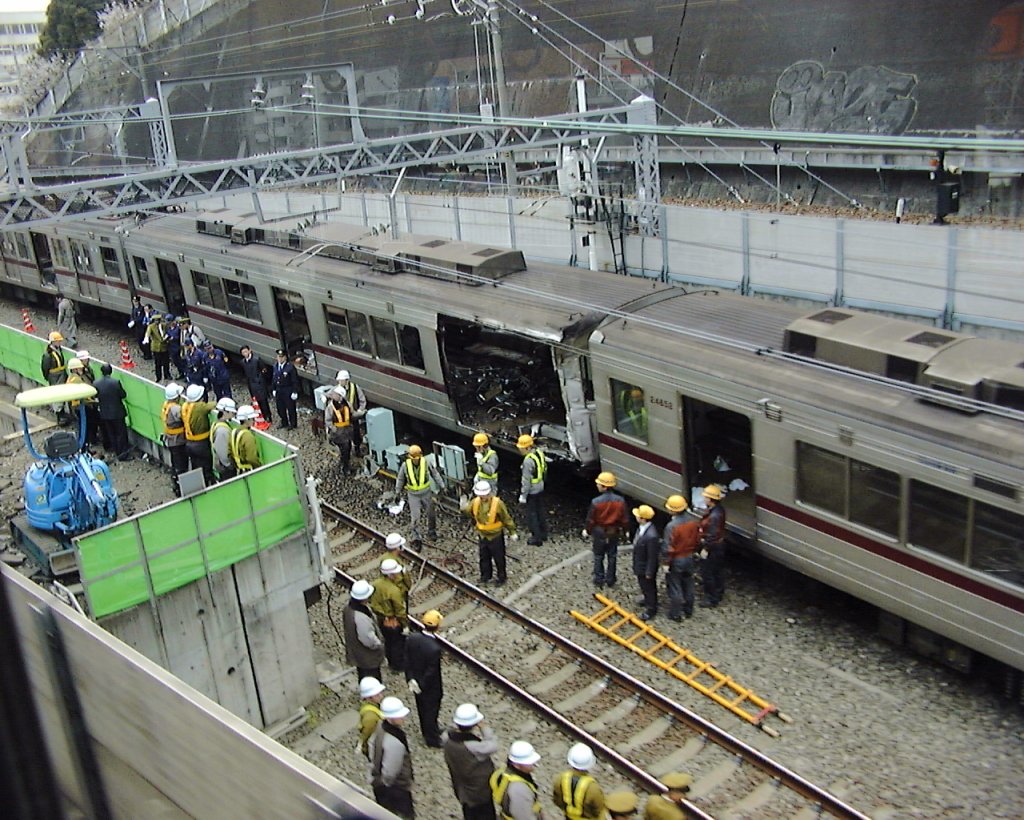 営団日比谷線中目黒駅構内列車脱線衝突事故の発生から、今日でちょうど20年になります