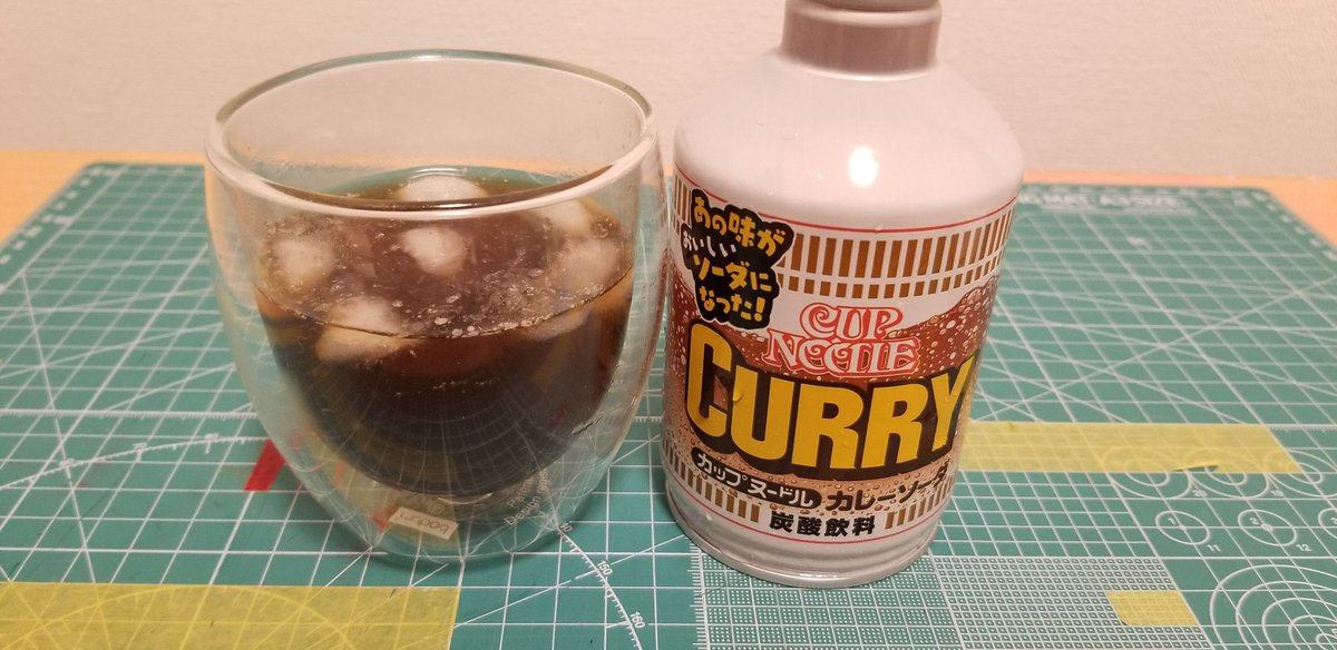 香り：疑う事なくカレー 味：スパイスカレーみたいな味でコーラなんていなかった  総評：何で脂が浮いてくるんですか