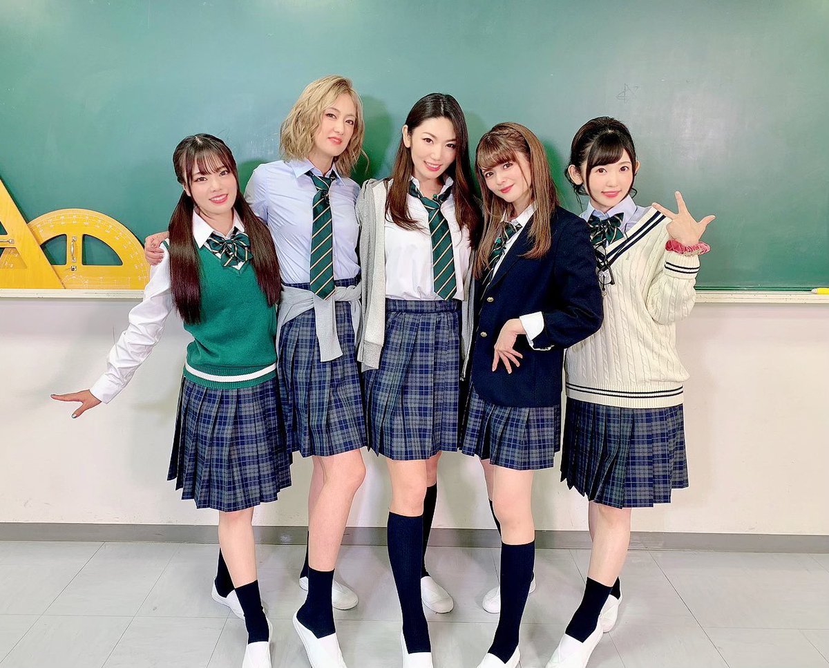 Roseliaさんとの伝説の合同ライブは見所です