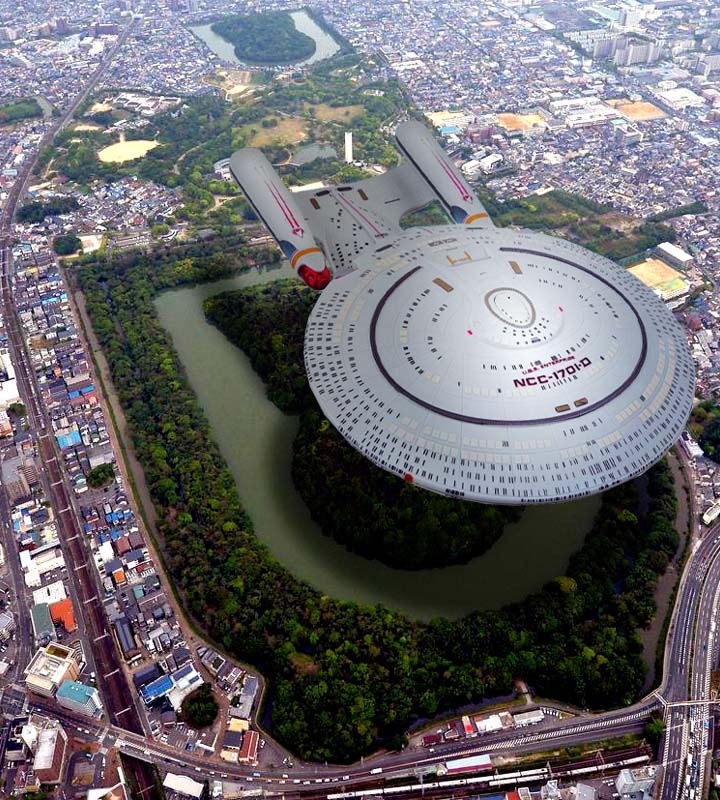 世界遺産登録を記念して、仁徳天皇陵(大山古墳)がどれだけでっかいかよくわかる画像を作ってみた