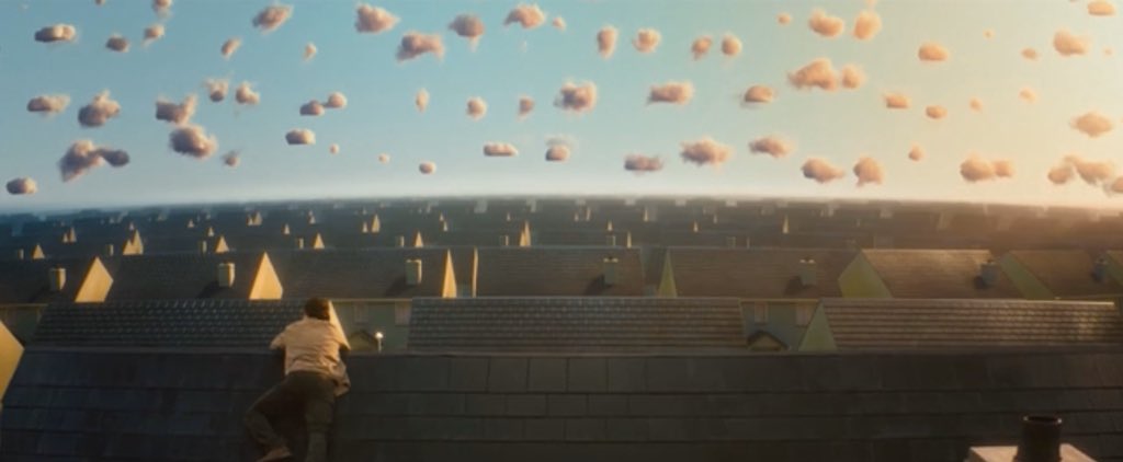 初の新居を探す若い夫婦が謎めいた不動産業者によって全く同じ家ばかりが並ぶ迷路のような新興住宅地に案内されるも、やがて住宅地から抜け出せなくなり、更に謎の子どもを育てるよう強要されるスリラー映画『Vivarium』かなり面白そう