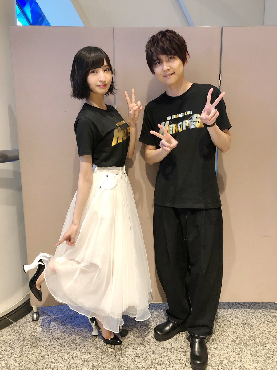 本日『ヒロアカ』のイベントにて佐倉さんに惹きずり込まれる運命のヒールパンプス履いて頂きました〜