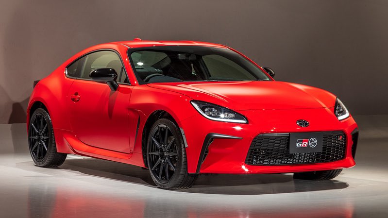 トヨタがGR86(新型86)を、スバルが新型BRZをそれぞれ発表しました 