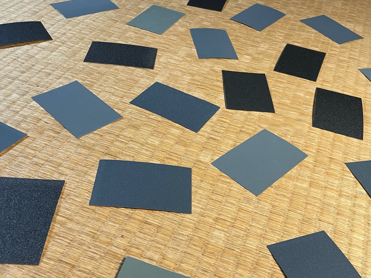 「色彩感覚vs皮膚感覚」の異能力バトルができる神経衰弱を作ってみた 