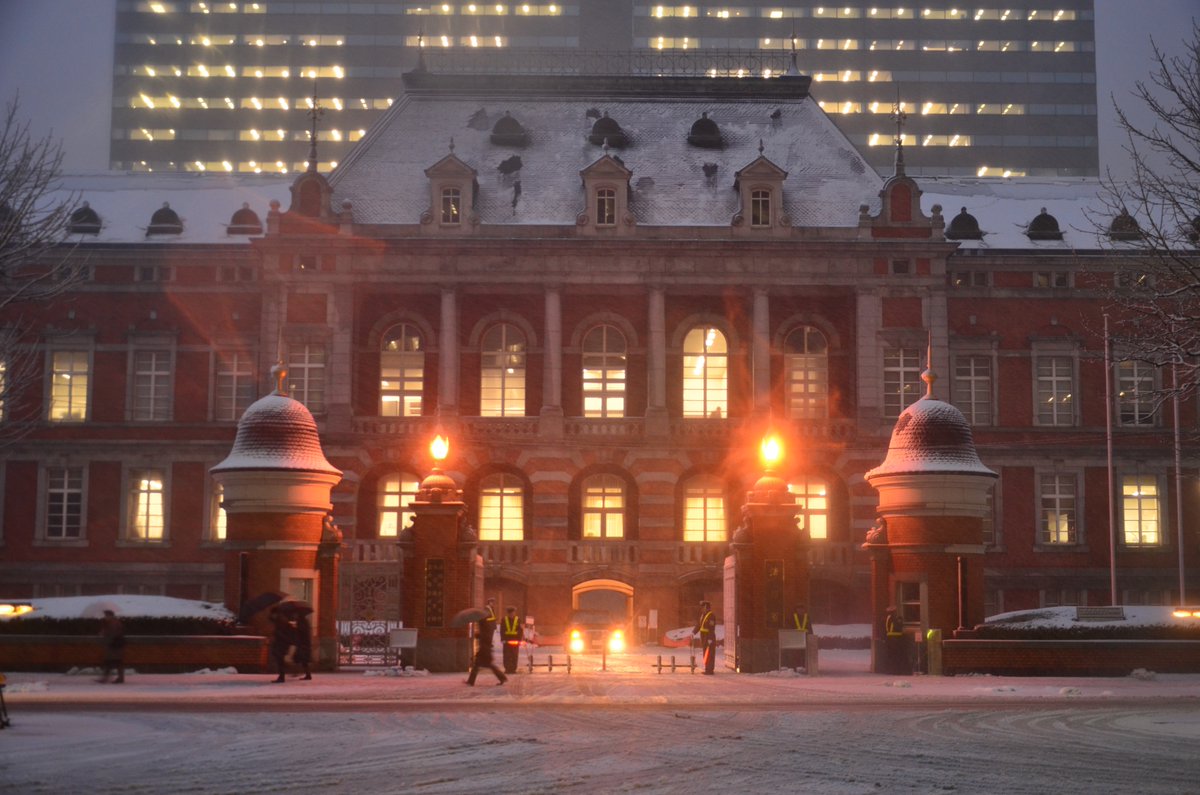 Q：東京に雪が降るとどうなりますか？ A：「帝都」がそこに現れます 
