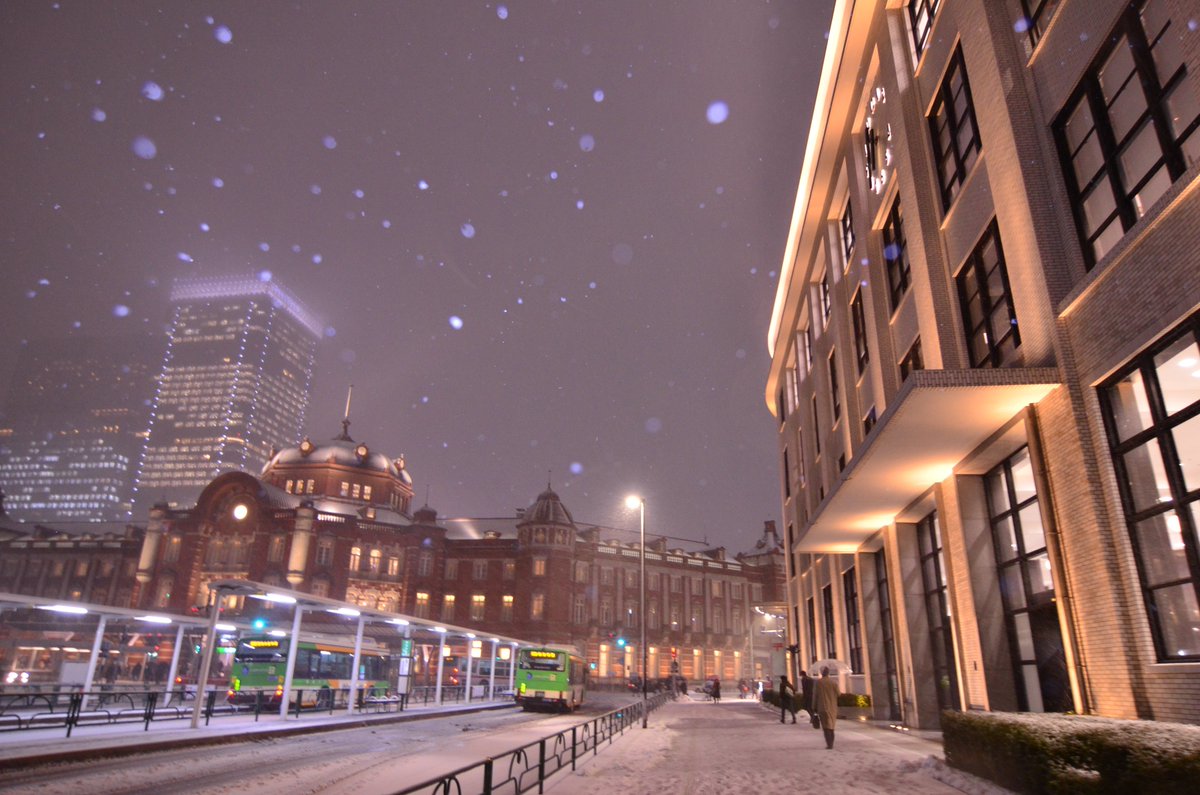 Q：東京に雪が降るとどうなりますか？ A：「帝都」がそこに現れます 