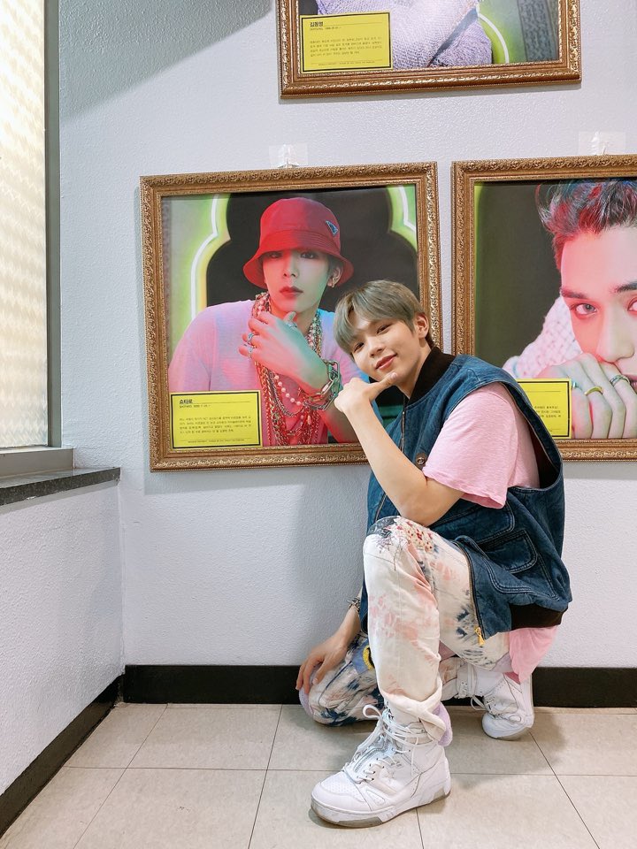 어디가요~⁇ 인기가요!! ♪♪ (←태용 형이 알려줬어요 ㅋㅋ ) 오늘도 너무 너무 재밌었어요^ ^ 무대가 화려하고 의상도 예뻐서… 그리고 재현형 MC가 너무 멋있었어요ㅎㅎ ''MAKE A WISH''たくさん聞いて下さい~🥴🙏 #SHOTARO #MakeAWish #NCT #NCTU #RESONANCE #RESONANCE_Pt1 #인기가요