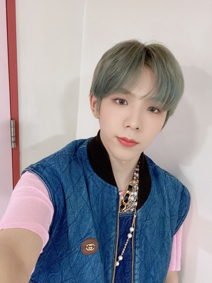 어디가요~⁇ 인기가요!! ♪♪ (←태용 형이 알려줬어요 ㅋㅋ ) 오늘도 너무 너무 재밌었어요^ ^ 무대가 화려하고 의상도 예뻐서… 그리고 재현형 MC가 너무 멋있었어요ㅎㅎ ''MAKE A WISH''たくさん聞いて下さい~🥴🙏 #SHOTARO #MakeAWish #NCT #NCTU #RESONANCE #RESONANCE_Pt1 #인기가요