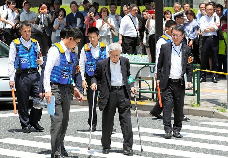 流石、上級国民様は違うね… #飯塚幸三 #飯塚幸三を許すな 