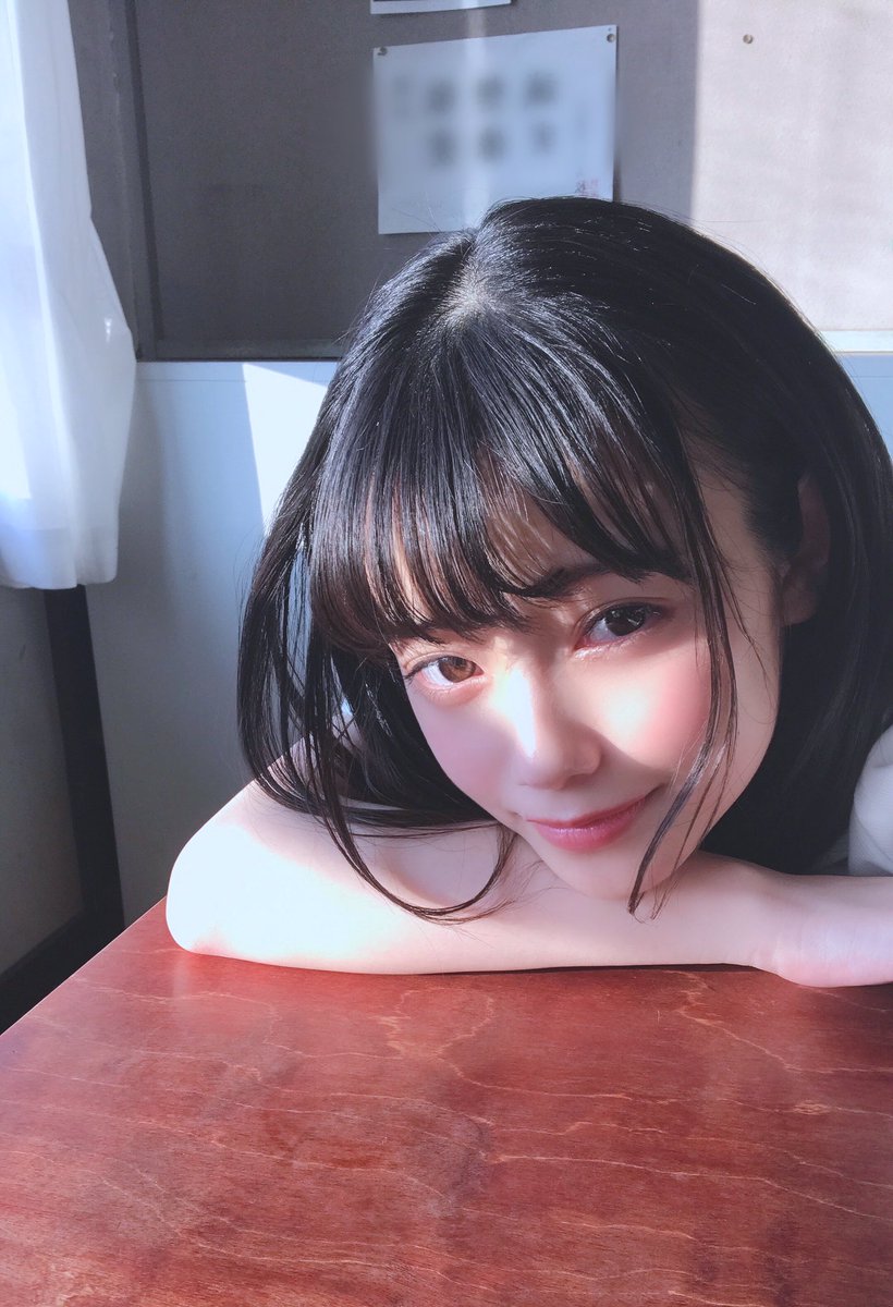 🌸告知🌸  本日、3/30に発売される週間プレイボーイさんにて初グラビアをさせて頂きました