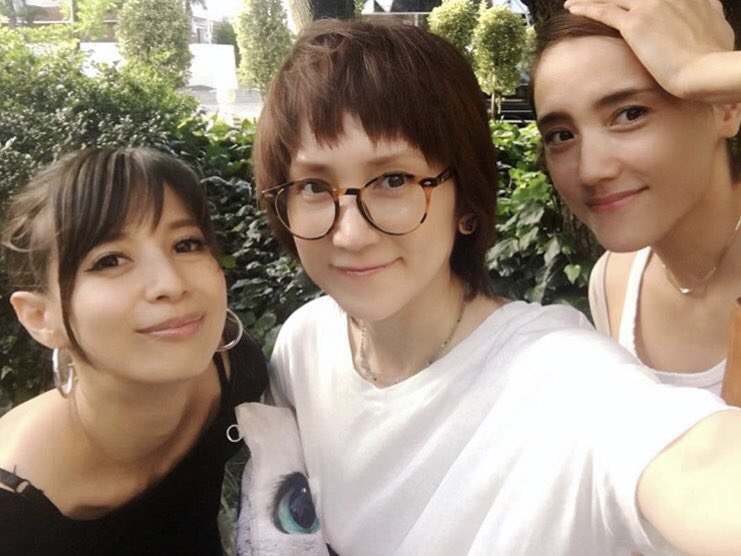 今の吉川ひなのと鈴木蘭々と一色紗英。 