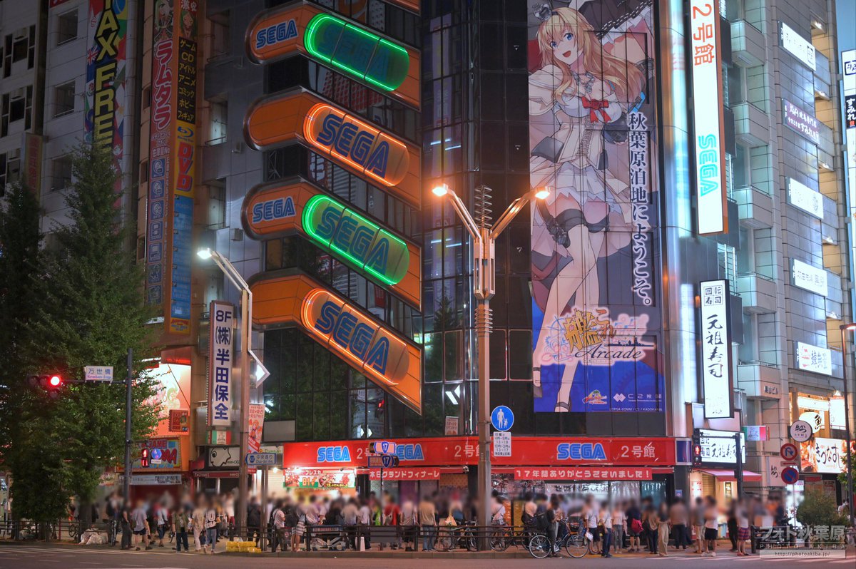 女性店長の挨拶では、声を詰まらせる場面もあり感動的だった