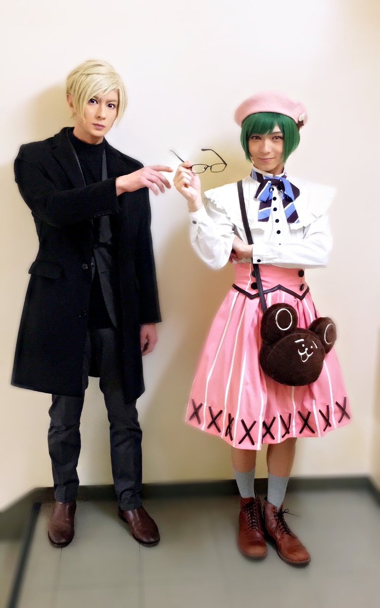   今日は瑠璃川が俺には可愛さが足りないからメガネを取られた上に、 色々な小物をつけられた