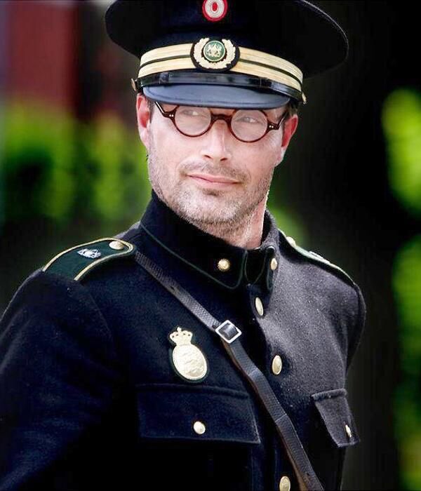 イケオジの最高峰、マッツ・ミケルセンの軍服姿の麗しさたるや 