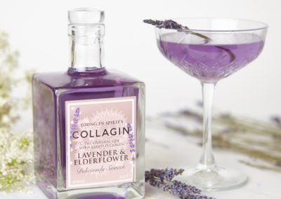 紫のジンがあることを...ご存知ないでしょうか...自然素材の...ラベンダーで着色...おまけに...コラーゲンまで...含まれて...いる海外で...女性に...人気の...ジン...日本でも...弊社が6月頃から販売します...乞うご期待... 