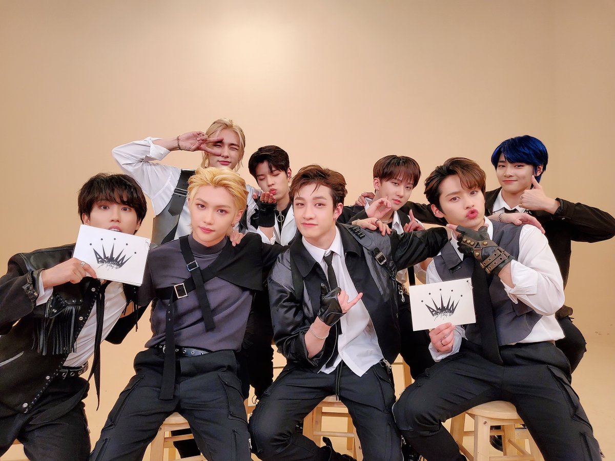 STAYのおかげで #StrayKids も幸せな一日でした❣ これからも #スキズにALLIN してください♡ #スキズ #STOPの検索結果がありません #スキズにALLINしてFAMになる素敵なOneDay