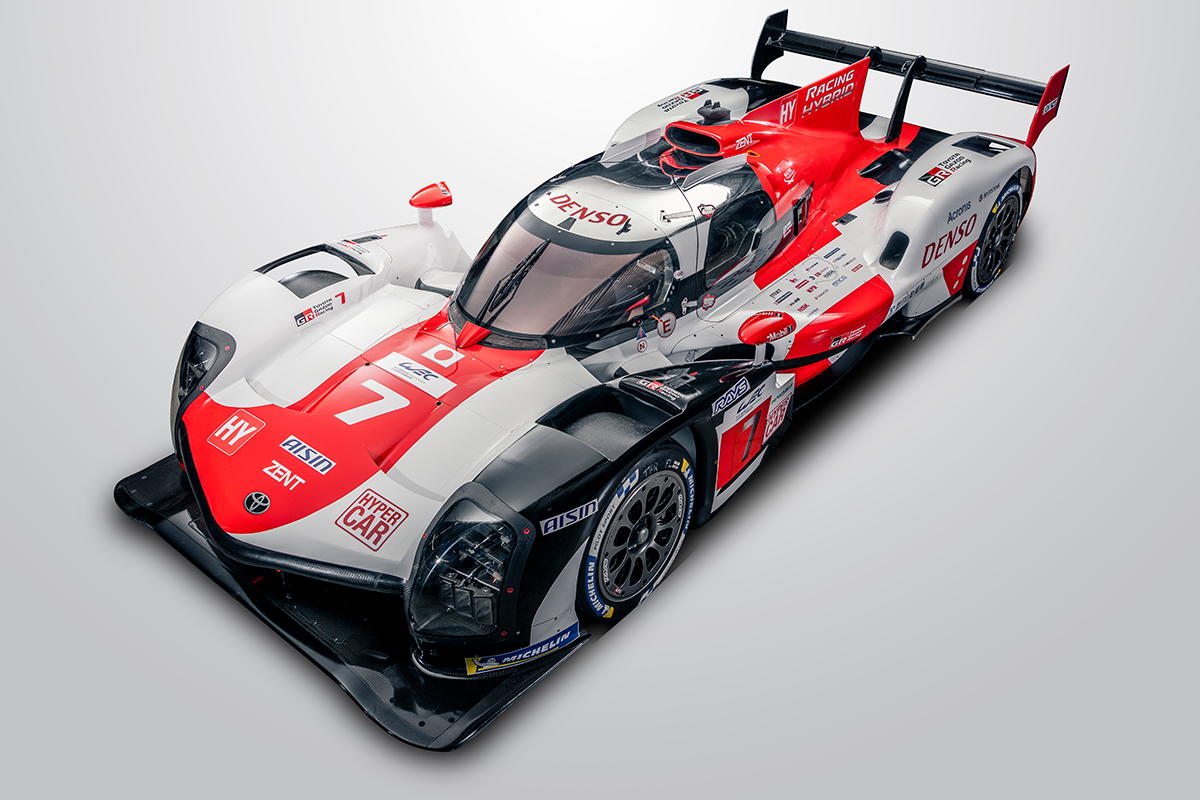 ＼GR010 HYBRID✨／  今季 #WEC で新たに始まるハイパーカークラスに3度のル・マン制覇を成し遂げたTS050 HYBRIDのDNAを受け継いだ #GR010HYBRID で参戦します  ドライバーは昨年同様 #7 可夢偉/マイク/ホセ・マリア、#8 一貴/セバスチャン/ブレンドンで臨みます  新たな挑戦に熱い応援お願いします❗ 