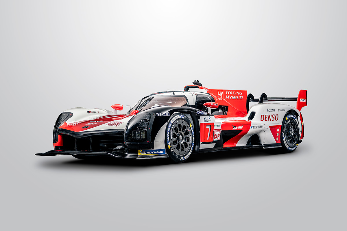 \GR010 HYBRID✨/ 今季 #WEC で新たに始まるハイパーカークラスに3度のル・マン制覇を成し遂げたTS050 HYBRIDのDNAを受け継いだ #GR010HYBRID で参戦します ドライバーは昨年同様 #7 可夢偉/マイク/ホセ・マリア、#8 一貴/セバスチャン/ブレンドンで臨みます 新たな挑戦に熱い応援お願いします❗