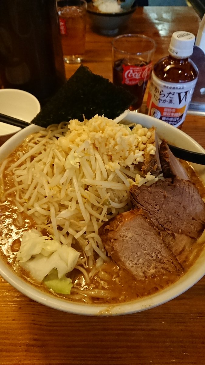 今年最後のラーメンは本庄常勝軒で  開店前の店先ではたくさんのフォロワーさん達が