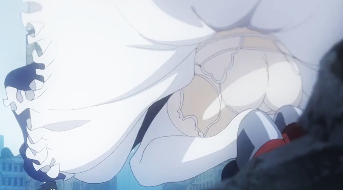 アニメ版 ベルファストのパンモロシーン ほんと一瞬 