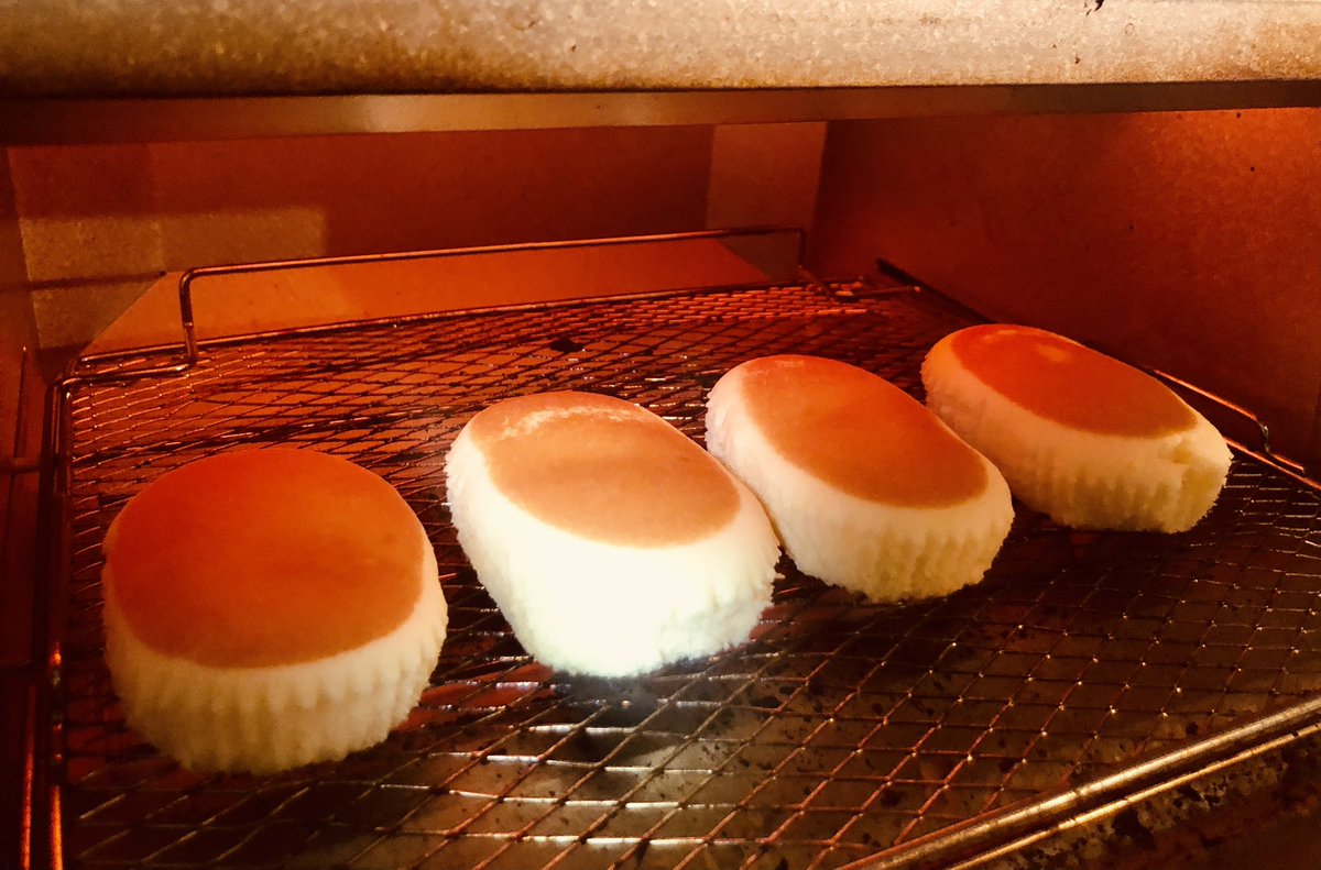 チーズ蒸しパンと合わせたら神の食べ物になるのでは…と思って試したら神になってしまった。 チーズ蒸しパンと合わせたら神の食べ物になるのでは…と思って試したら神になってしまった。