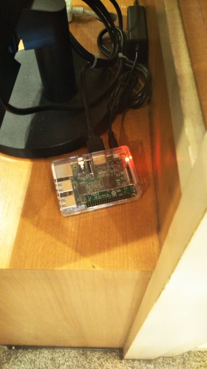 くら寿司にラズパイあって草 