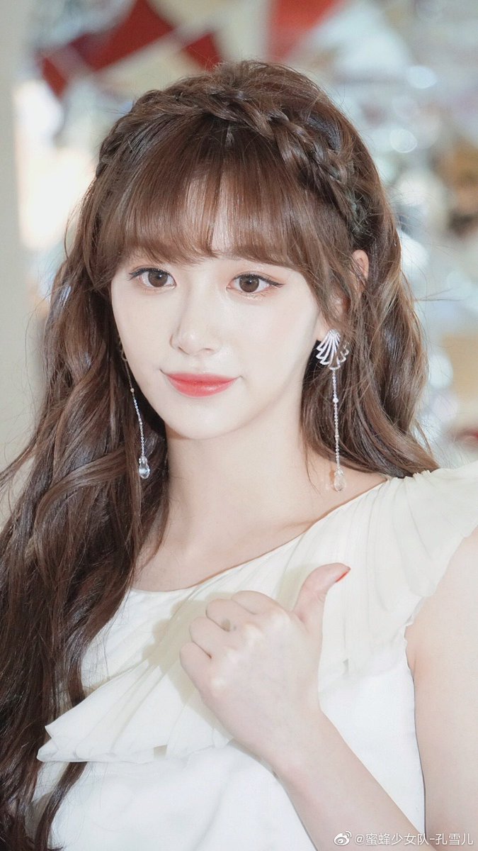 中国版プデュの青春有你2に出る孔雪儿ちゃん天使のようなビジュアル…