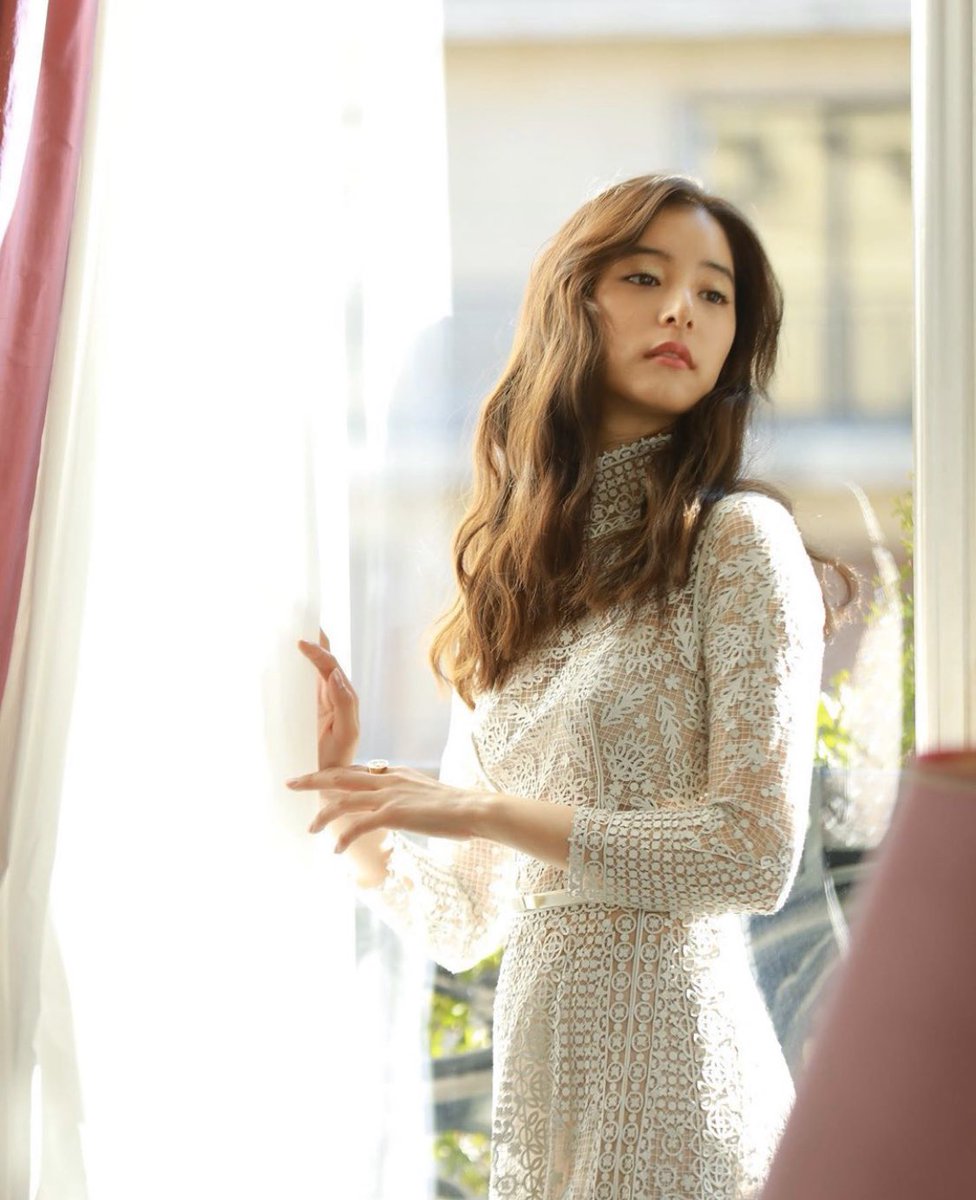 diorを身に纏った新木優子様、品があって美しくてとても素敵… 