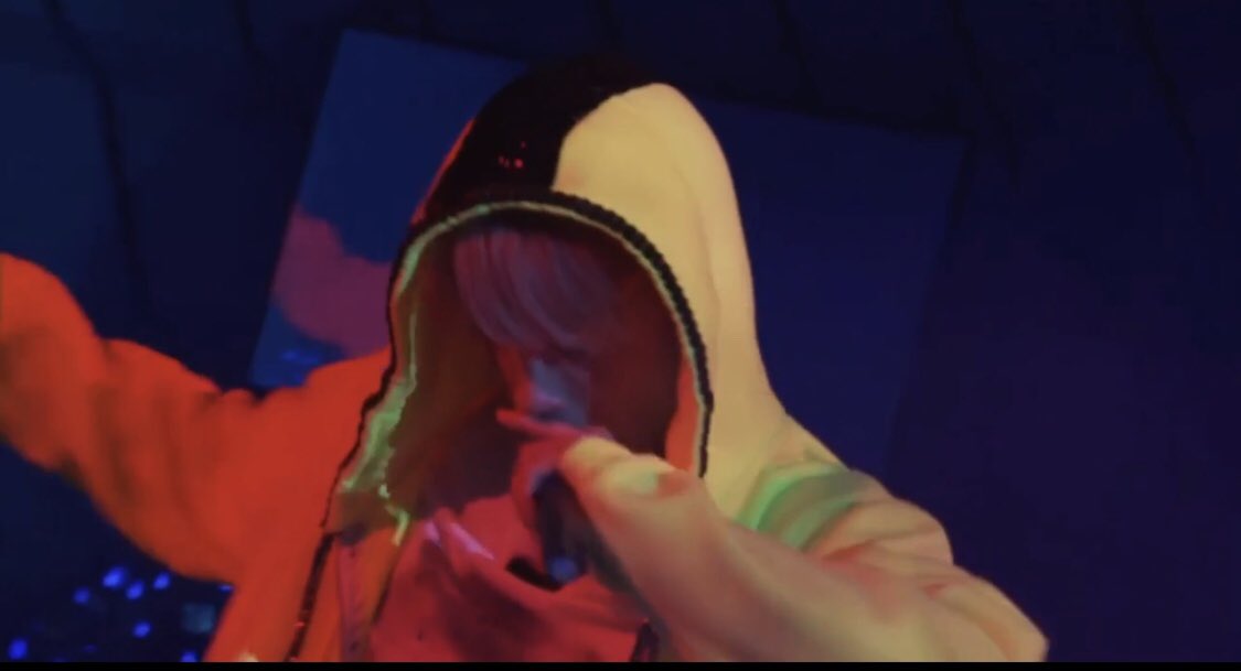 樹くんの横アリソロ衣装、風磨くんのFakeの衣装リメイクまじか………… 