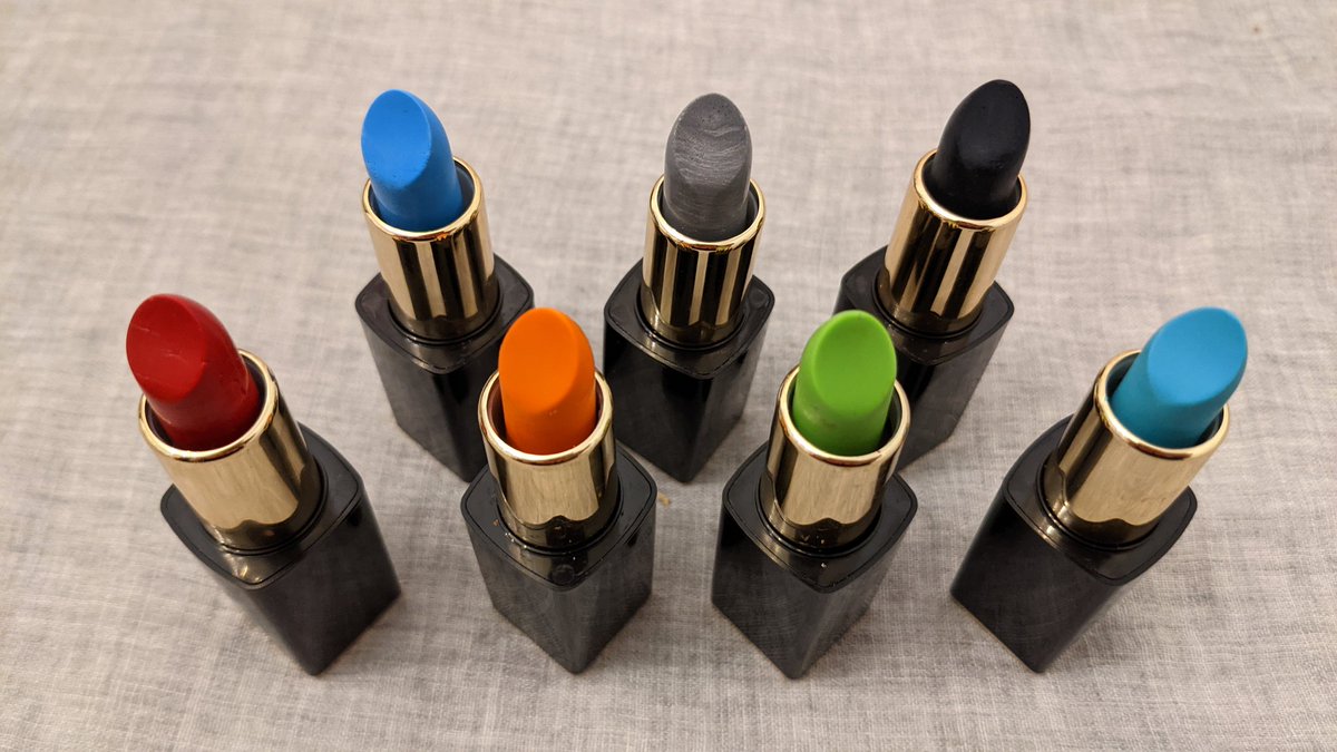 小さい頃「お母さんの口紅でお絵かきしてみたい」と思ったことがあるすべての人のためのクレヨン作ったから見て