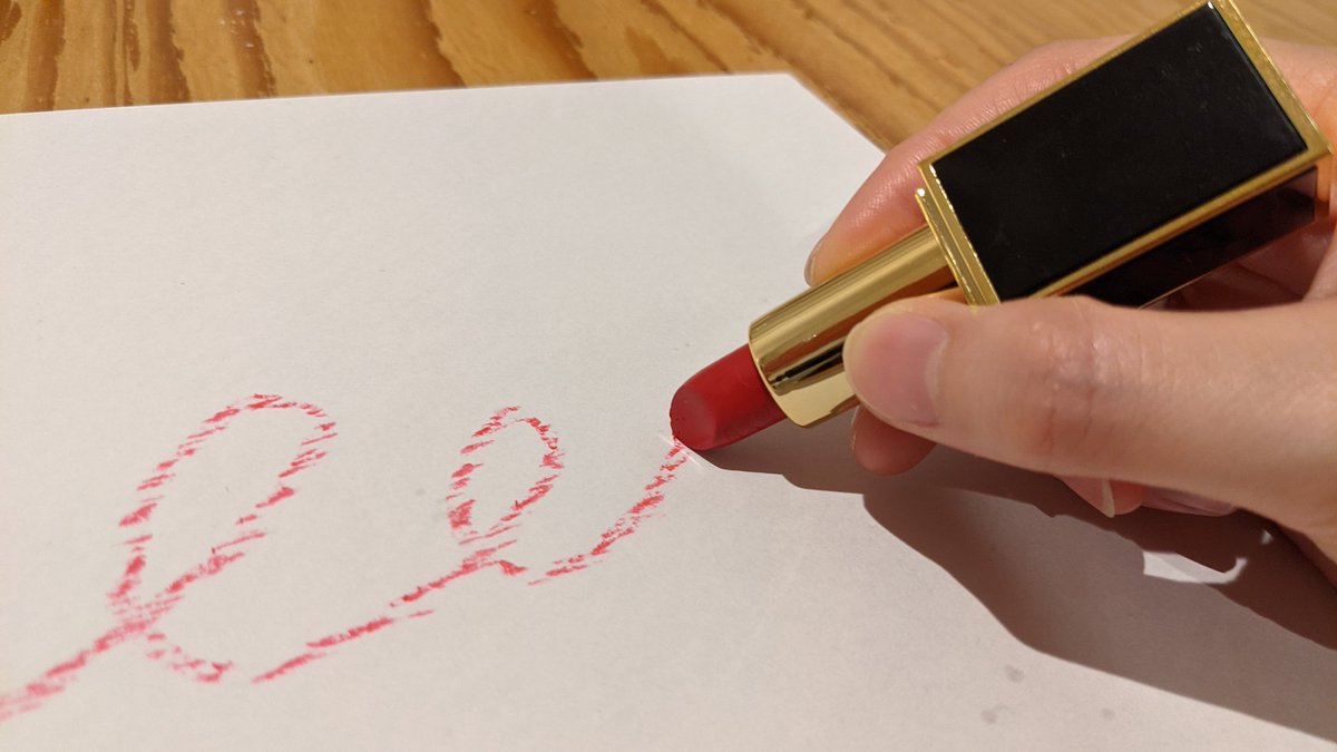 小さい頃「お母さんの口紅でお絵かきしてみたい」と思ったことがあるすべての人のためのクレヨン作ったから見て