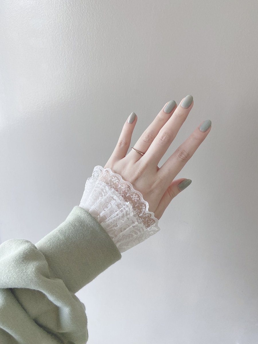 普通の人より腕が長くて良い袖丈のレース服少ないから、付け袖っていうのを買ってみた