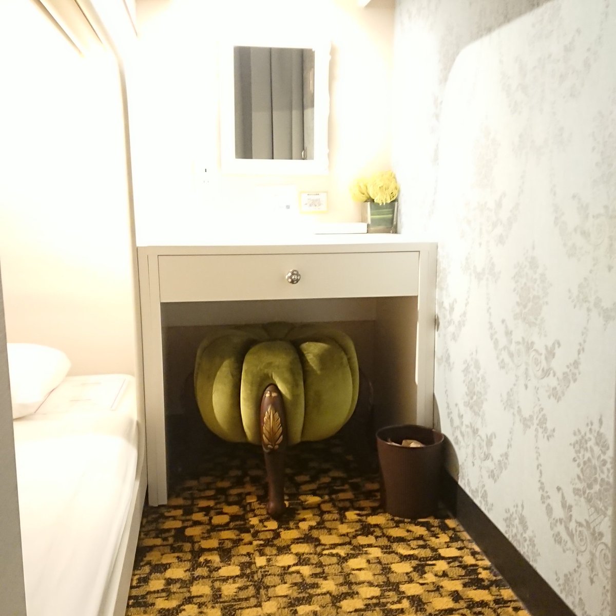 ついったで見た女性専用カプセルホテル、#albidahotelaoyama に泊まりました