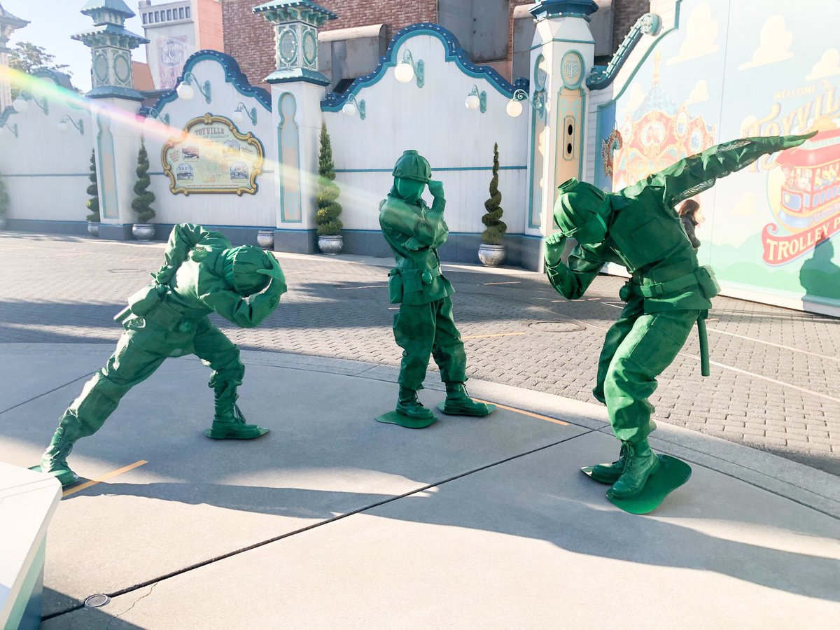 ワイ「御三方のカッコイイお姿を撮らせていただきたいと思います」  ワイ「いやほんまに超カッコイイお姿やんけ」 