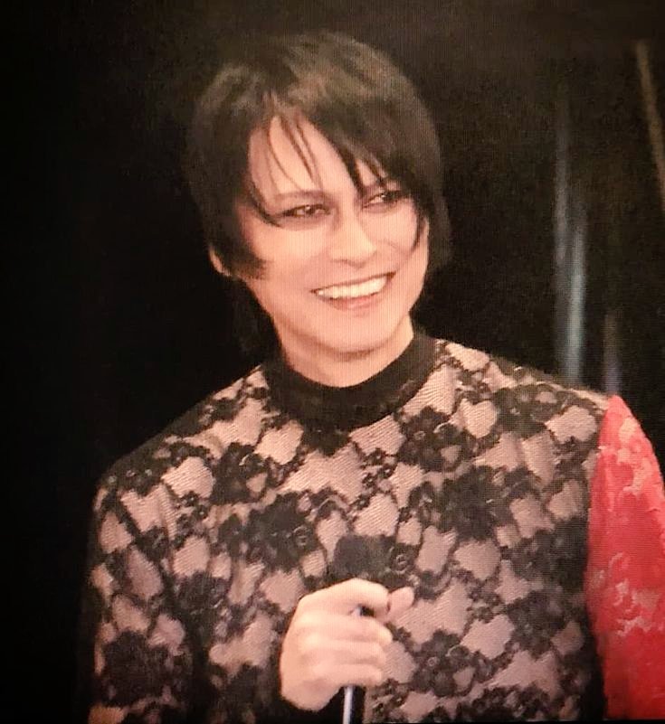 初心者のための櫻井敦司一口メモ ・通称あっちゃん ・群馬出身の純日本人、５３歳 ・子供の頃からあの顔 ・目つき鋭いし無口だけど、怒ってはいない（温厚で天然） ・腕の傷は愛猫のひっかき傷 ・男性から告白されたことあり ・謙虚で言葉遣いが丁寧 ・容姿も歌声もエロい  #櫻井敦司　#BUCKTICK 